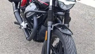 Moto Guzzi V7 Stone Special Edition (2022 - 25)