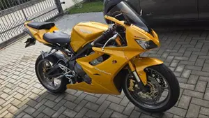 Triumph Daytona 675 (2006 - 08)  (3)