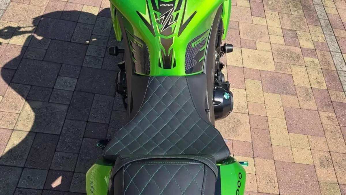 Kawasaki Z 1000 ABS (2010 - 13)  (4)
