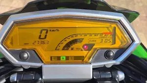 Kawasaki Z 1000 ABS (2010 - 13)  (9)
