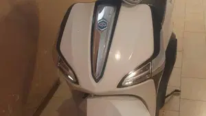 Piaggio Liberty 50 3V (2021 - 24)  (3)