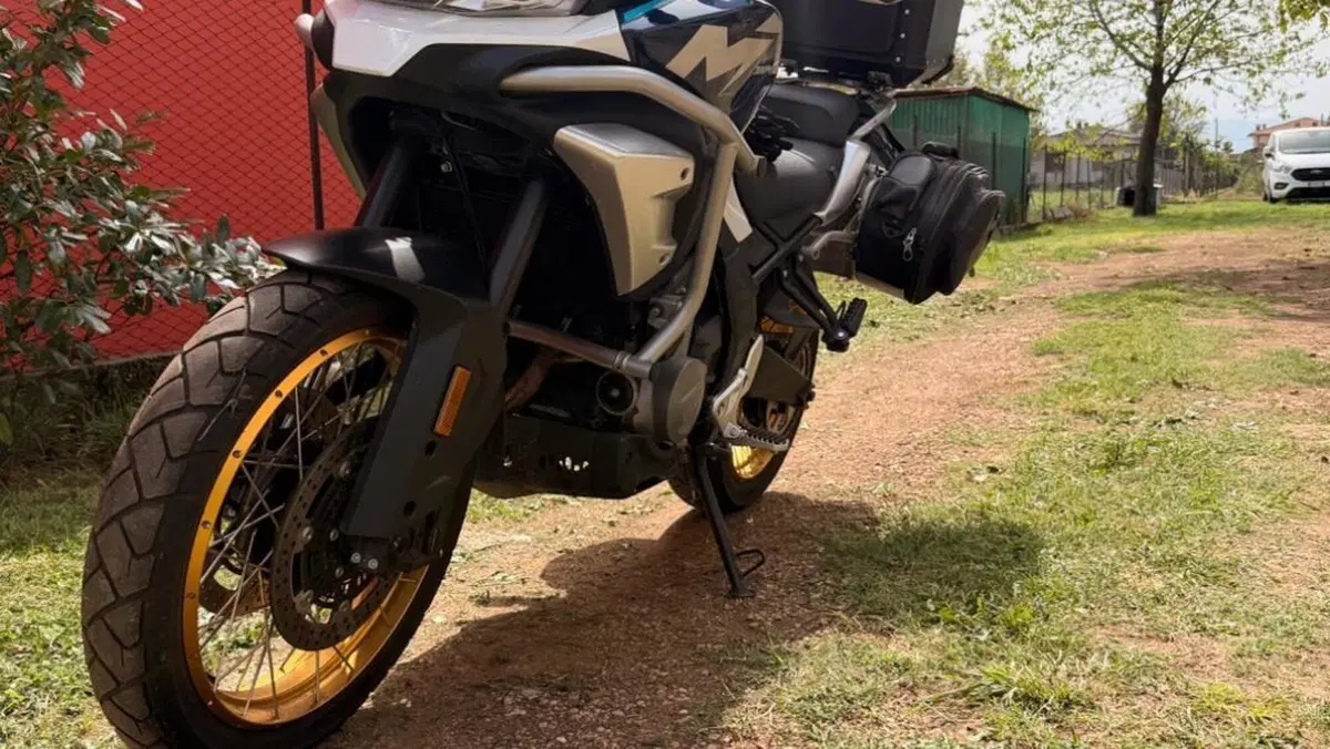 CFMOTO 700MT Adventure (2025 - 26) 