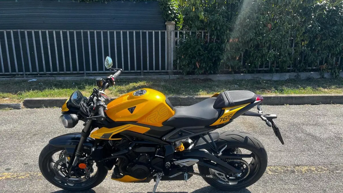 Triumph Street Triple 765 RS (2023 - 26)  (4)