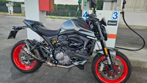 Ducati Monster 937 + (2021 - 25) 