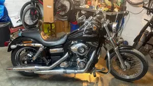 Harley-Davidson 1584 Super Glide Custom (2008 - 13) - FXDC 