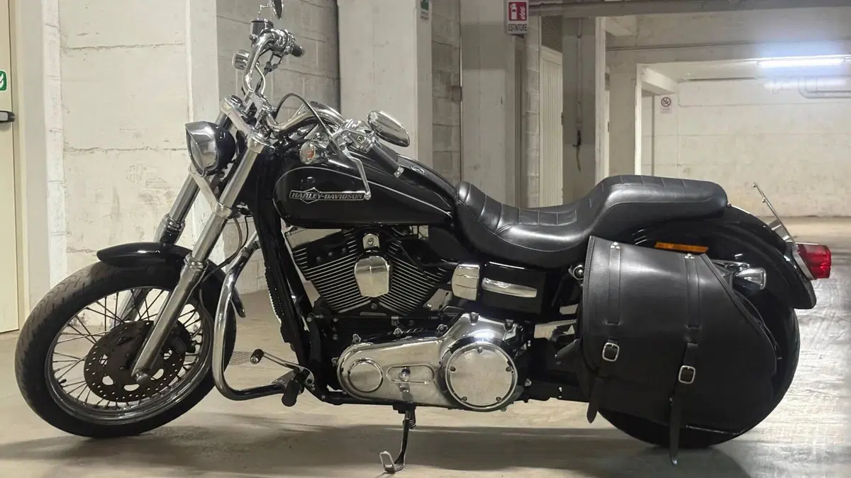 Harley-Davidson 1584 Super Glide Custom (2008 - 13) - FXDC  (8)