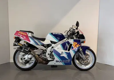 Suzuki RGV 250 (1989 - 97) - Annuncio 10105126
