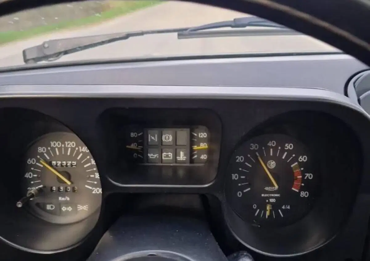 Alfa Romeo 1982 Alfa Romeo sprint 902c del 1982  (4)