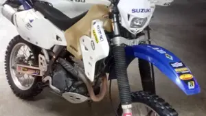 Suzuki DR-Z 400 (2000 - 02) 