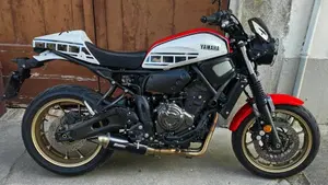 Yamaha XSR 700 (2021)  (3)