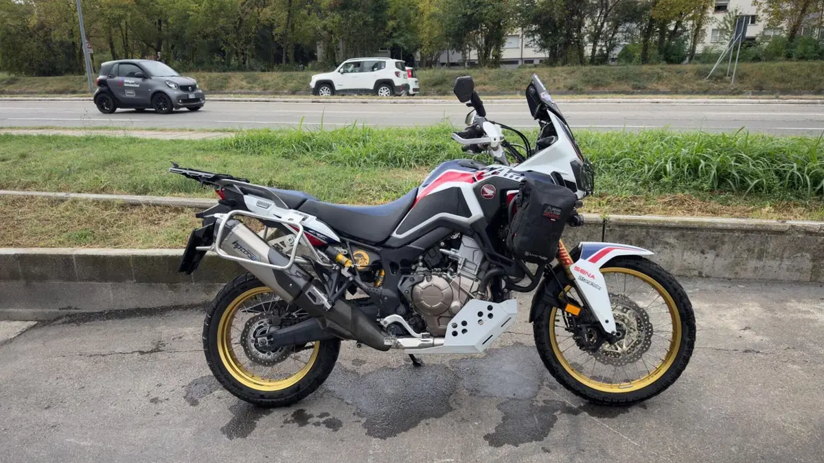 Honda Africa Twin CRF 1000L ABS (2016 - 17)  (2)