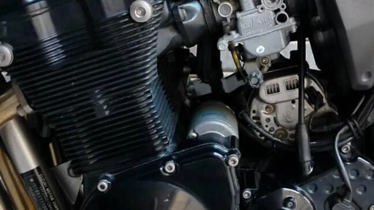 Suzuki GSF 650 Bandit S (2005 - 06)  (10)