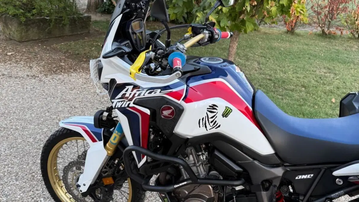 Honda Africa Twin CRF 1000L (2016 - 17)  (2)