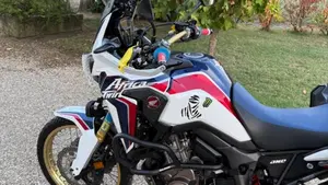 Honda Africa Twin CRF 1000L (2016 - 17)  (2)