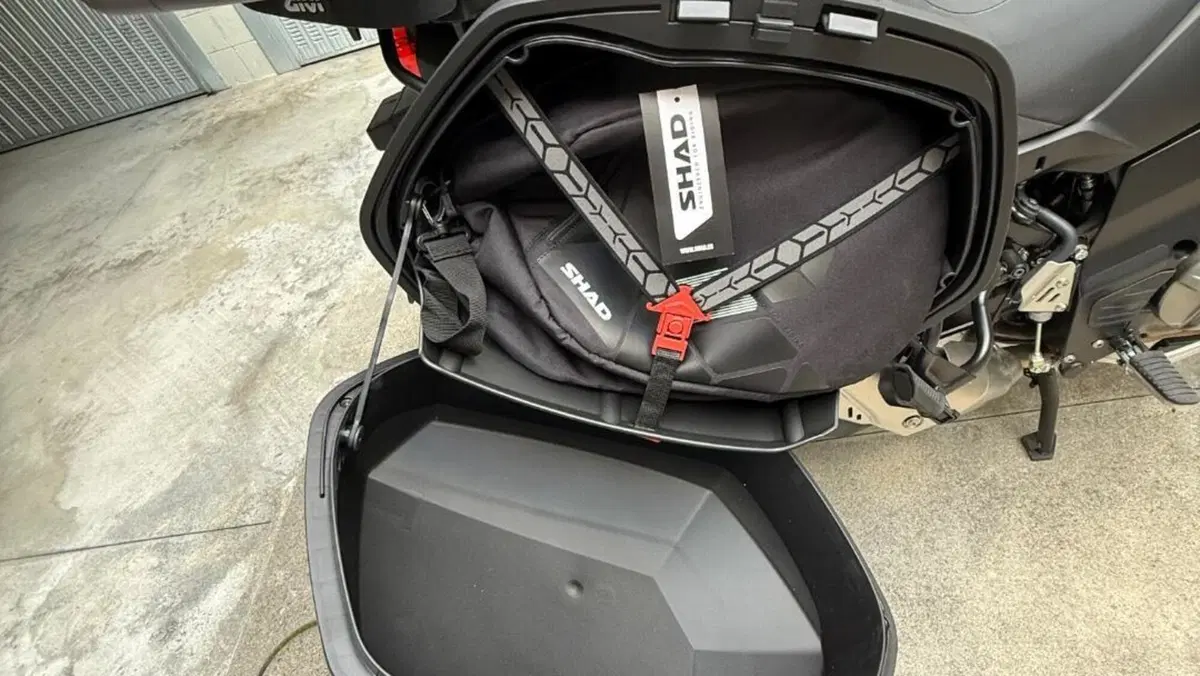 Suzuki V-Strom 650XT (2021 - 25)  (4)