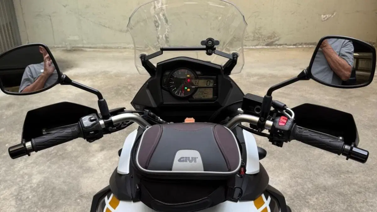 Suzuki V-Strom 650XT (2021 - 25)  (6)
