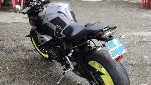 Yamaha MT-10 (2017 - 20)  (3)