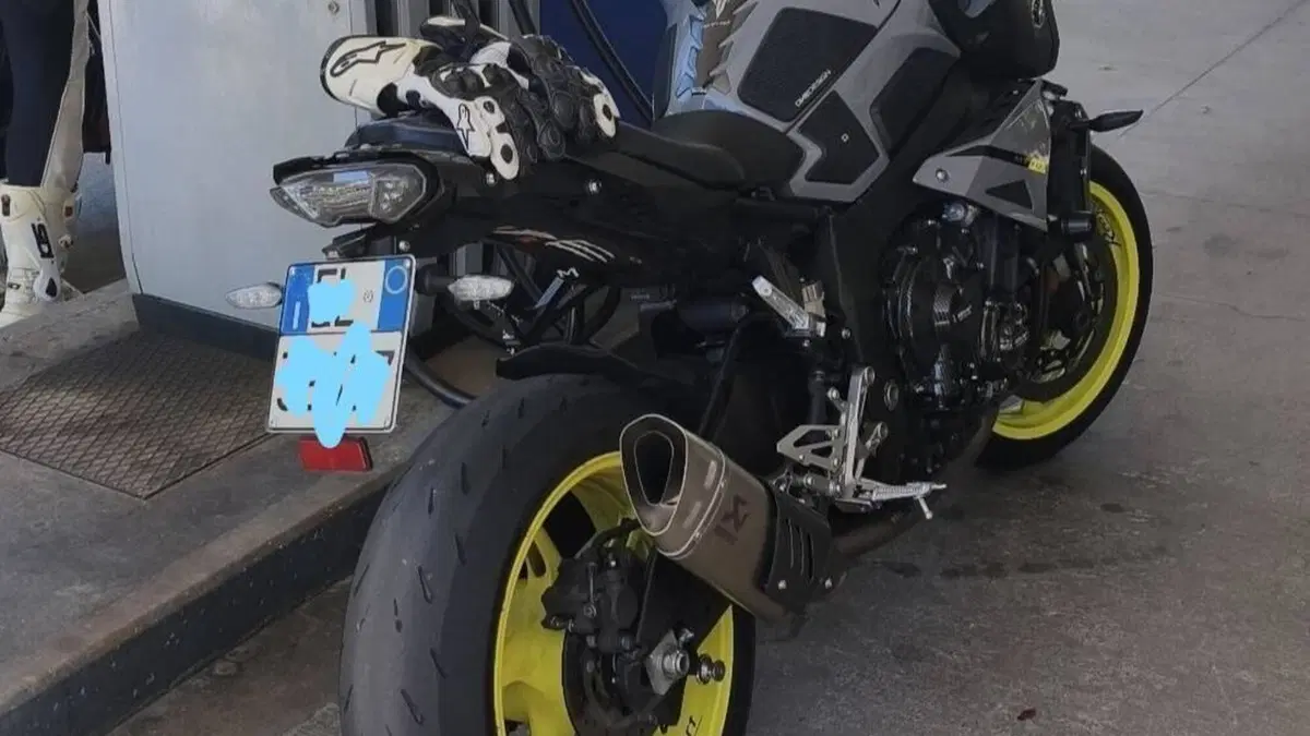 Yamaha MT-10 (2017 - 20)  (5)