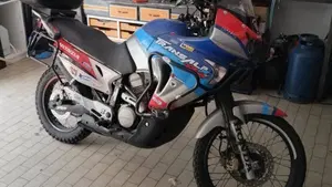 Honda Transalp XL 650V (2005 - 06)  (3)
