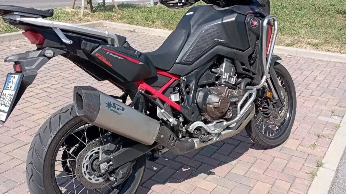 Honda Africa Twin CRF 1100L DCT (2020 - 21)  (4)