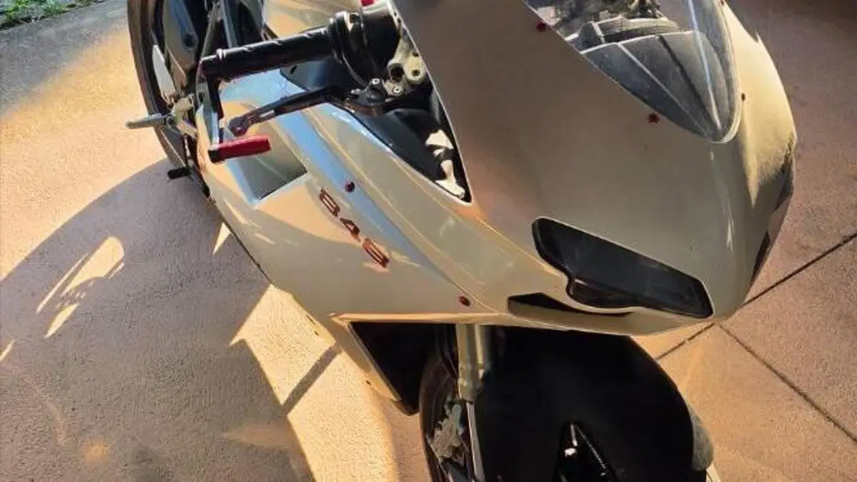 Ducati 848 (2007 - 13)  (2)