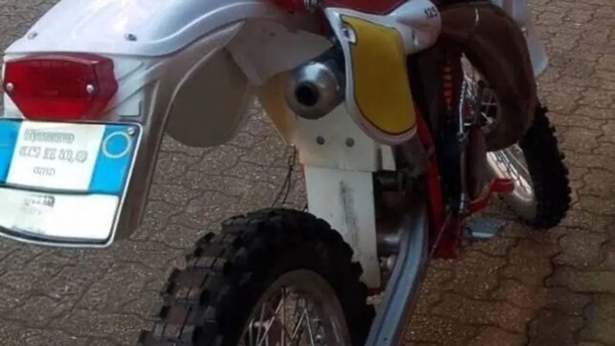 Aprilia   (7)