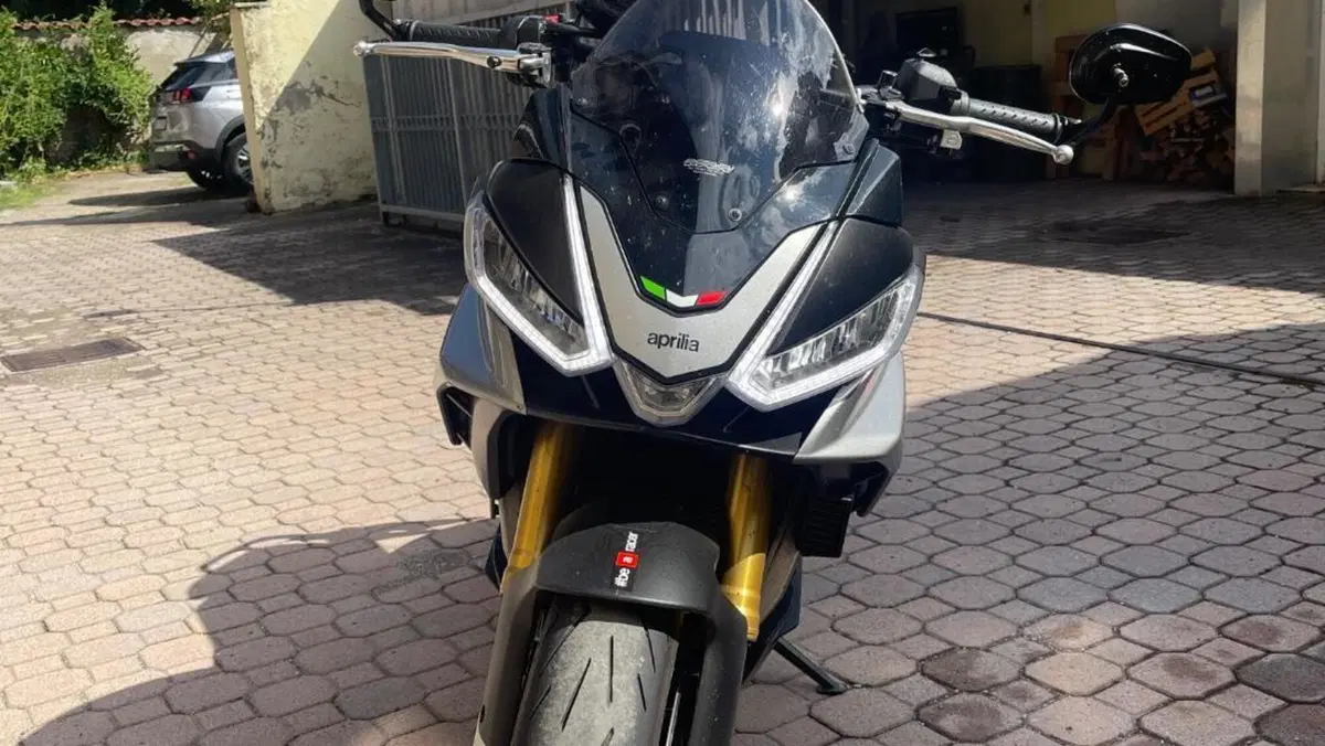 Aprilia Tuono V4 (2021 - 24) 