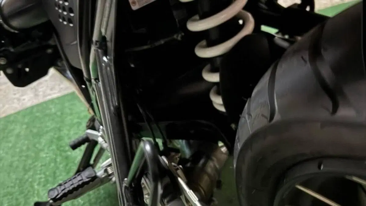 Bmw R nineT Urban GS (2021 - 24)  (6)