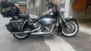 Harley-Davidson 1584 Heritage Classic (2008 - 10) - FLSTC  (2)