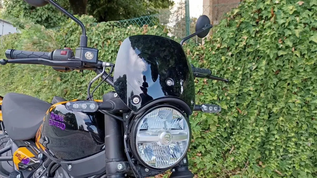 Royal Enfield Guerrilla 450 (2024 - 26)  (6)