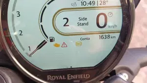 Royal Enfield Guerrilla 450 (2024 - 26)  (10)