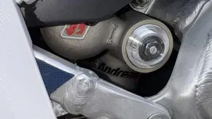 Honda CRF 450R (2022)  (9)