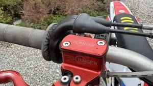 Honda CRF 450R (2022)  (11)