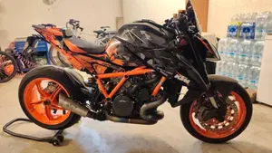 KTM 1290 Super Duke R EVO (2022 - 23)  (2)
