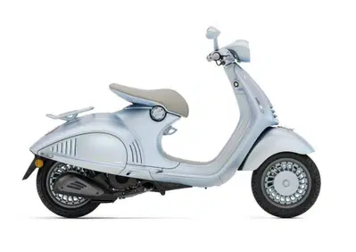 Vespa Vespa 946 Snake 125 (2025) - Annuncio 10105540