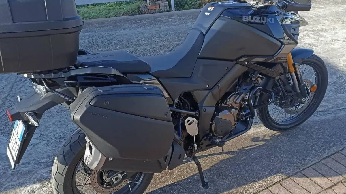 Suzuki V-Strom 1050DE (2023 - 24)  (2)