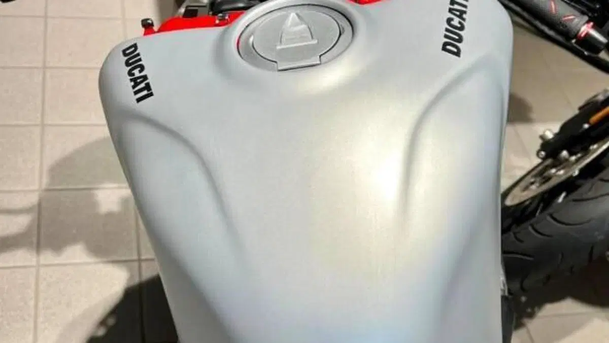 Ducati Panigale V4 S (2022 - 24)  (4)