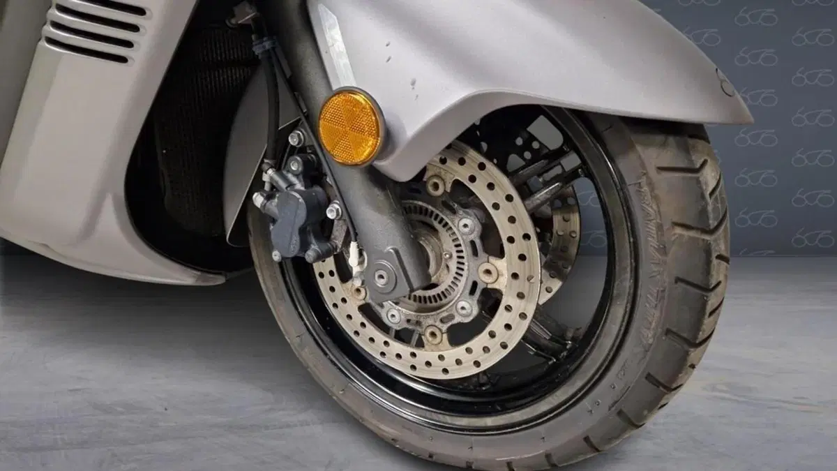 Suzuki Burgman AN 650 (2013 - 15)  (5)