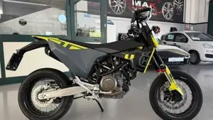 Husqvarna 701 Supermoto (2023 - 25)  (2)