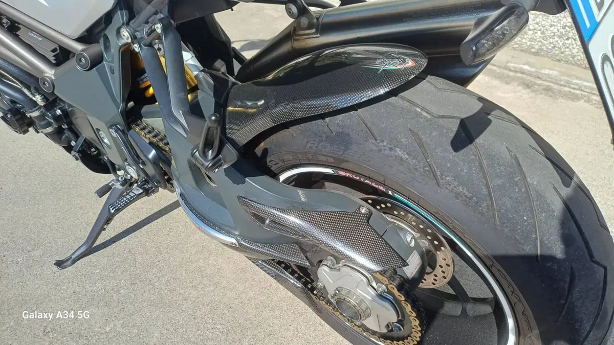MV Agusta Brutale 1090 RR (2009 - 15)  (13)