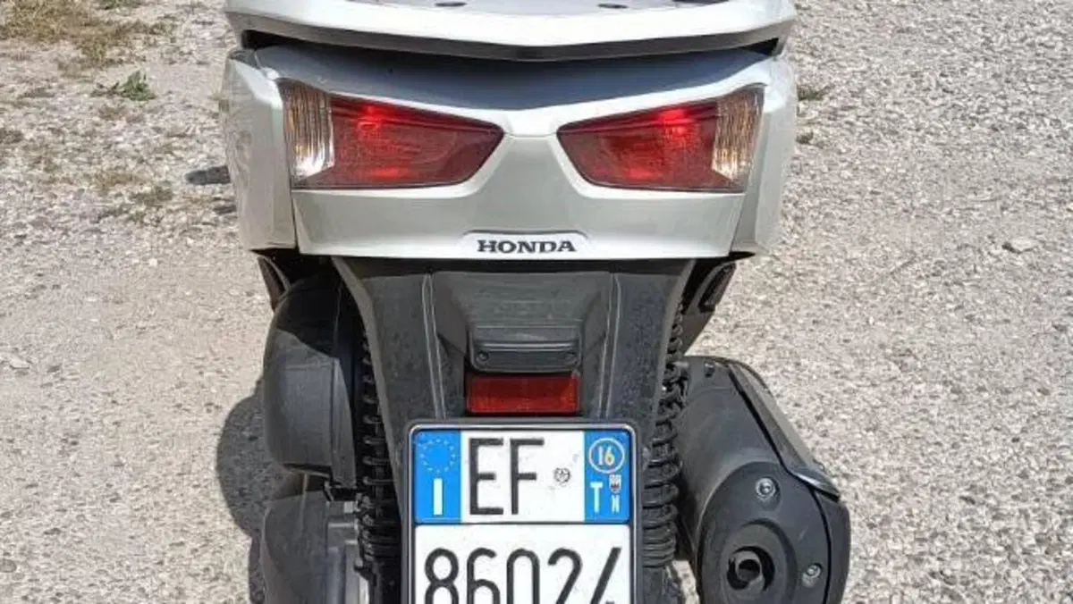 Honda Forza 300 ABS (2013 - 17)  (2)