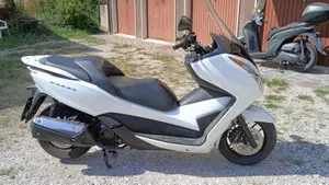 Honda Forza 300 ABS (2013 - 17)  (6)