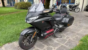 Honda GL 1800 Gold Wing DCT (2021 - 24)  (2)