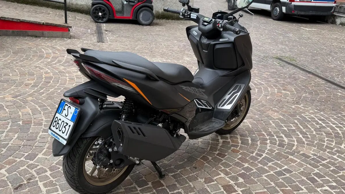 Zontes ZT368-D (2025 - 26)  (8)
