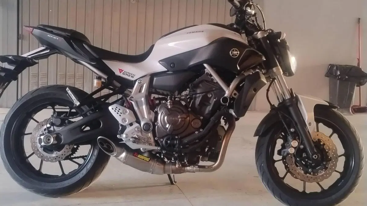 Yamaha MT-07 ABS (2014 - 16)  (7)