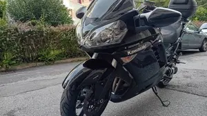 Kawasaki GTR 1400 (2007 - 09)  (3)