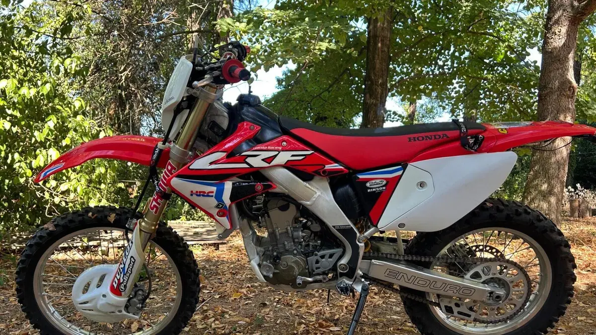 HM CRF 250 X Motard (2004)  
