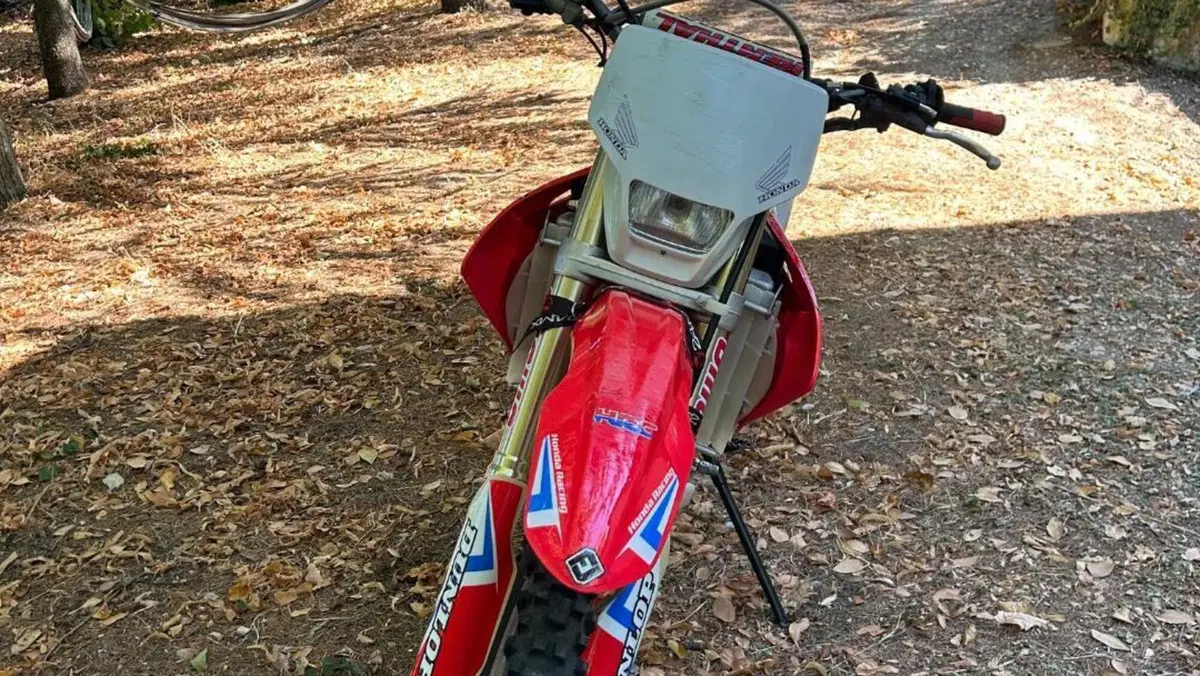 HM CRF 250 X Motard (2004)   (2)