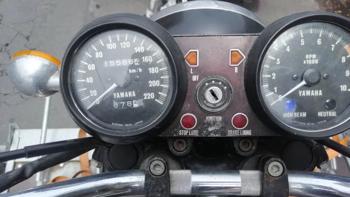Yamaha   (8)