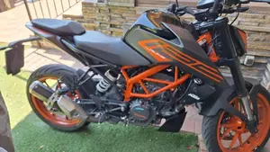 KTM 125 Duke (2021 - 23)  (2)